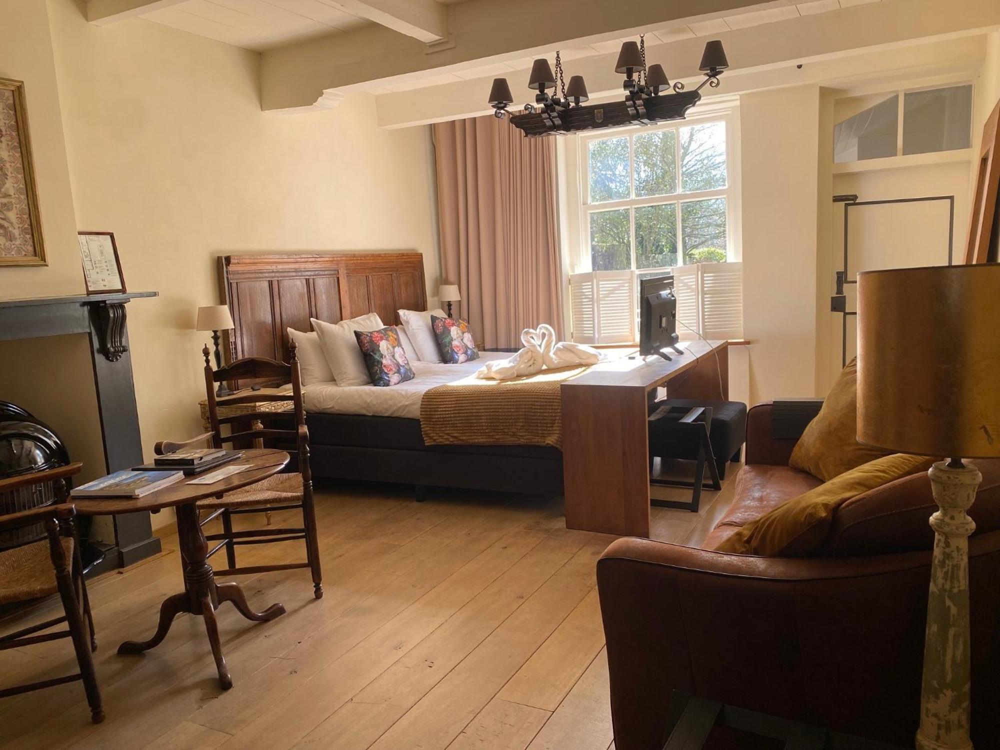 Auberge De Campveerse Toren Veere Kültér fotó